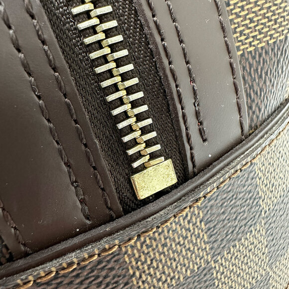 LOUIS VUITTON Brown Damier Canvas Bag - Picture 8 of 11